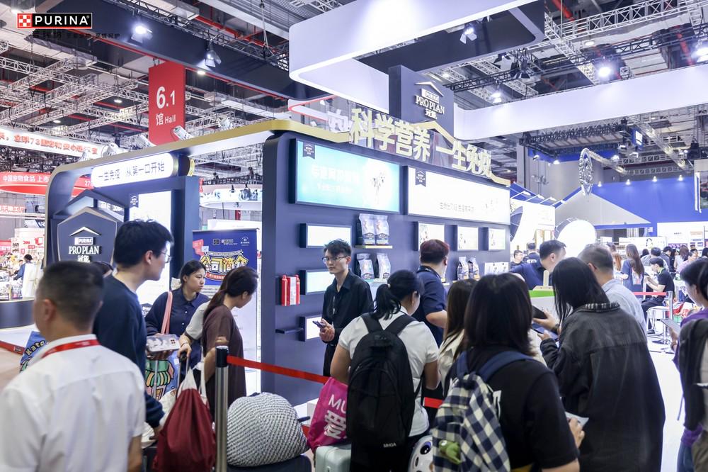 宠物全生命周期健康解决方案闪耀它博会pg电子入口科学营养、一生免疫冠能携